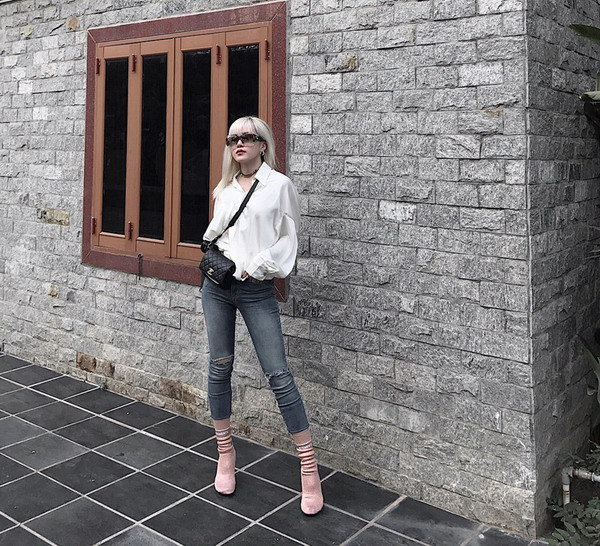 Hồ Ngọc Hà, Kỳ Duyên và dàn mỹ nhân Việt “lên đồ” rực rỡ ngày xuân ảnh 15