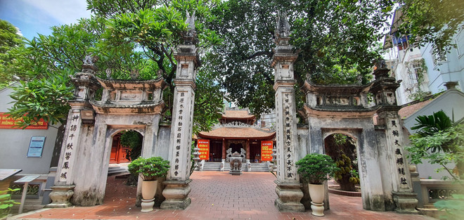 Quận Tây Hồ: Phong cảnh hữu tình bao bọc "báu vật ngàn năm" ảnh 1