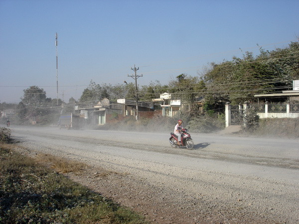 Liên tiếp xảy ra tai nạn trên Quốc lộ 38 đoạn qua Hà Nam ảnh 1