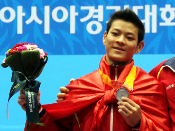 Công bố danh sách 10 gương mặt trẻ Việt Nam tiêu biểu năm 2014 ảnh 1