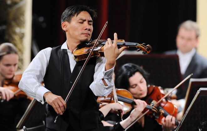 Nghệ sỹ Dàn nhạc Giao hưởng Quốc gia Pháp biểu diễn ở Việt Nam ảnh 1