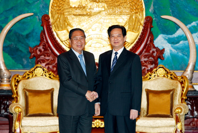 Thủ tướng Nguyễn Tấn Dũng hội kiến với Chủ tịch Quốc hội Lào ảnh 1
