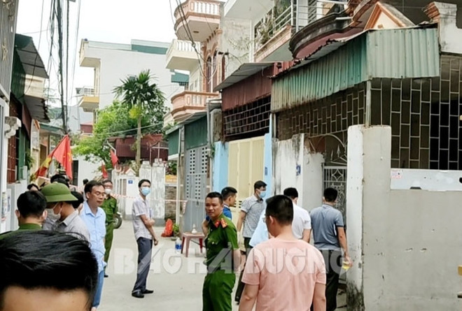 Tạm giữ nghi phạm dùng dao đâm chết người ở thành phố Hải Dương ảnh 1