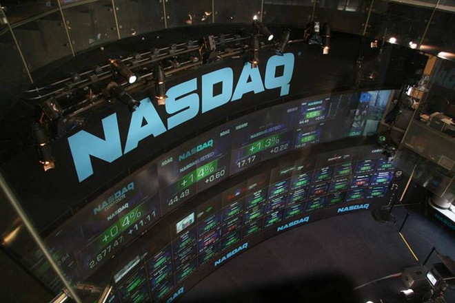 Chỉ số S&P 500 và Nasdaq đóng phiên đầu tuần cao kỷ lục ảnh 1
