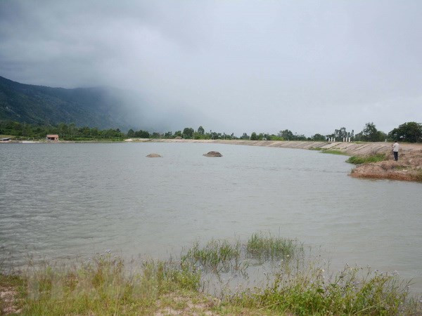 Nghệ An: Một học sinh bị nước cuốn trôi khi bắt cáy ở cảng Cửa Hội ảnh 1