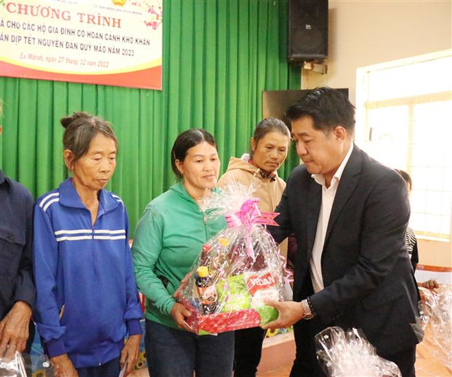 Đắk Lắk: Hơn 76 tỷ đồng chăm lo Tết cho hộ nghèo, gia đình chính sách ảnh 1