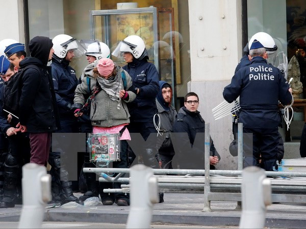Bỉ mở chiến dịch truy quét khủng bố quy mô lớn, bắt 11 đối tượng ảnh 1