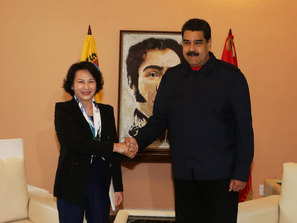 Chủ tịch Quốc hội Nguyễn Thị Kim Ngân hội kiến Tổng thống Venezuela ảnh 1