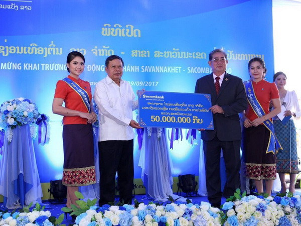 Sacombank Lào tiếp tục mở rộng chi nhánh tại tỉnh Savannakhet ảnh 1