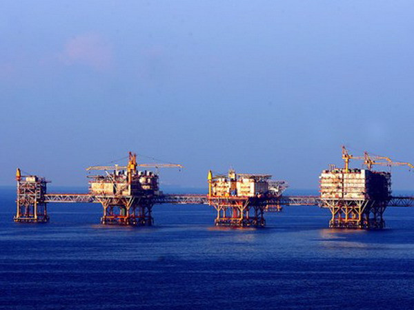 Vietsovpetro đặt mục tiêu khai thác 5,1 triệu tấn dầu năm 2015 ảnh 1