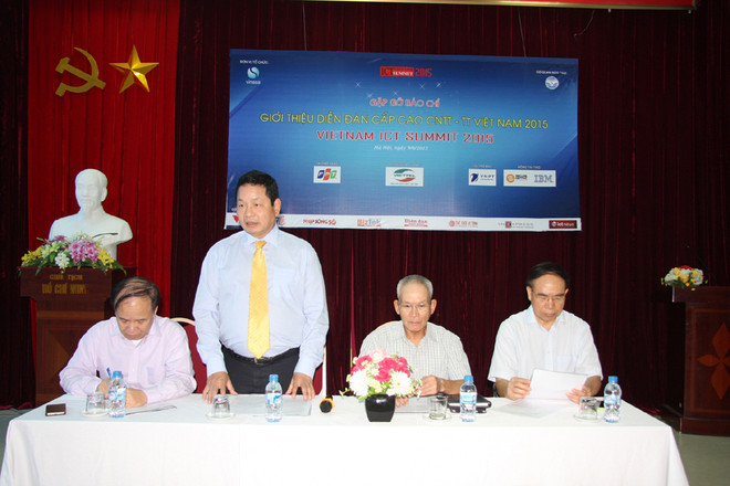 Cựu thủ tướng Nhật Bản chia sẻ kinh nghiệm tại Vietnam ICT Summit 2015 ảnh 1