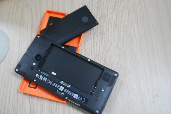 “Soi” chiếc điện thoại chuyên chụp ảnh selfie của Microsoft ảnh 5