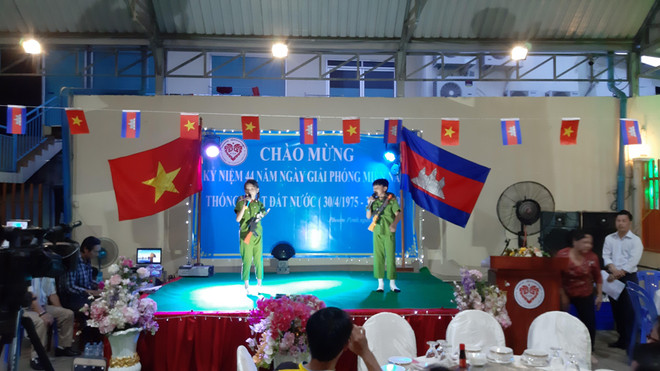 Hội Khmer-Việt tại Campuchia tổ chức lễ kỷ niệm ngày 30/4 ảnh 2
