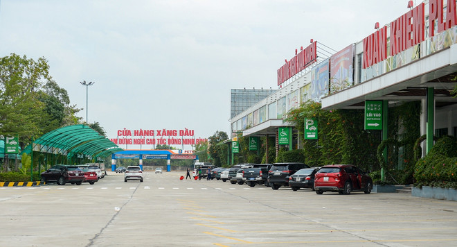 Cơ quan quản lý phải “sàng lọc” các nhà đầu tư trạm dừng nghỉ dựa vào các tiêu chí đưa ra để chọn được đơn vị có tầm, trách nhiệm. (Ảnh: Việt Hùng/Vietnam+) mo hinh tram Xuan Khiem.jpg