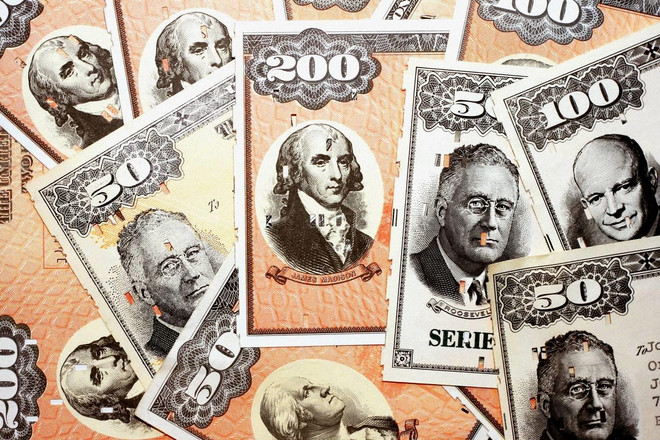 Nhật Bản vượt Trung Quốc trở thành nước nắm giữ trái phiếu kho bạc Mỹ ảnh 1