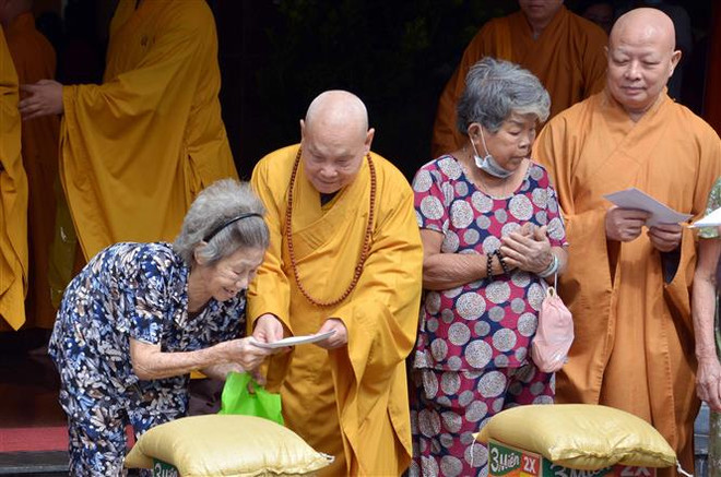 Phật giáo Việt Nam TP.HCM thực hiện từ thiện xã hội gần 760 tỷ đồng ảnh 1