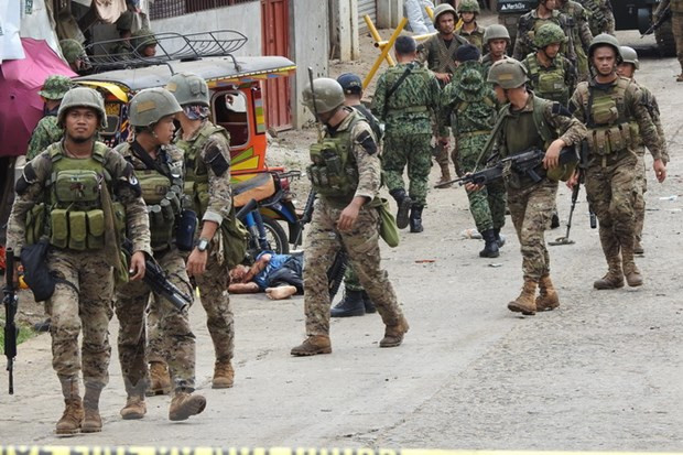 Xảy ra hàng loạt vụ nổ ở miền Nam Philippines trước thềm bầu cử ảnh 1