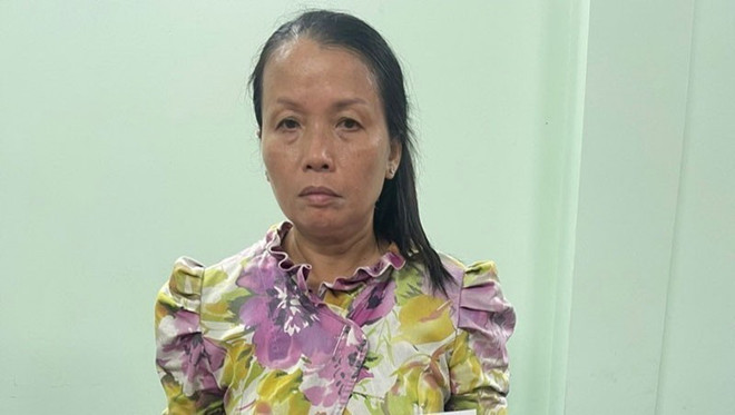 Đối tượng Trần Thị Ngọc Dung. (Ảnh: TTXVN phát) Bắt giữ đối tượng lừa đảo, chiếm đoạt tài sản của người cao tuổi ảnh 1