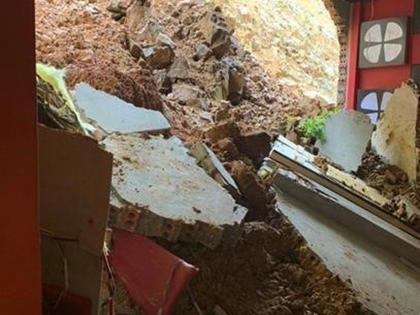 Mưa lớn kéo dài gây sạt lở nhiều tuyến đường tại tỉnh Cao Bằng ảnh 2