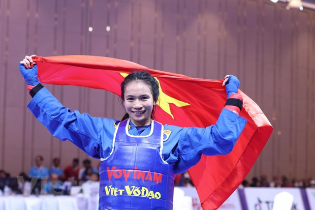 SEA Games 32: Việt Nam tăng tốc trong ngày thi đấu chính thức đầu tiên ảnh 1