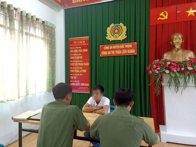 Triệt phá 2 đường dây mua bán thiết bị gian lận thi cử quy mô lớn ảnh 1