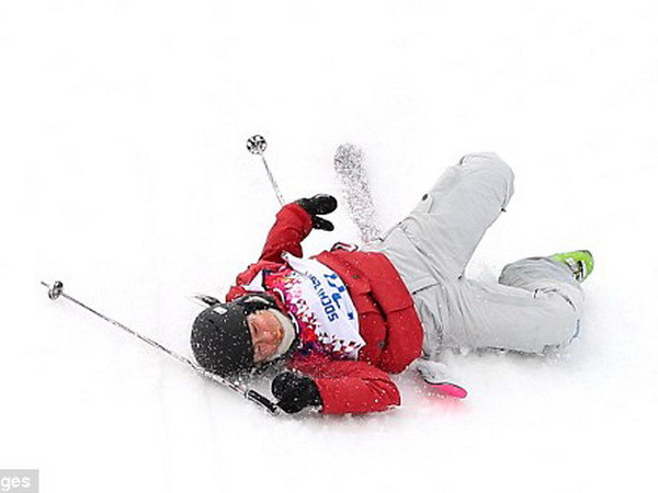 Tin vắn 12/2: Mourinho cay đắng, Ronaldo bị tấn công ảnh 3