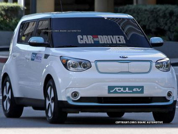 Lộ diện mẫu Kia Soul EV đời 2015 hoàn toàn mới ảnh 1