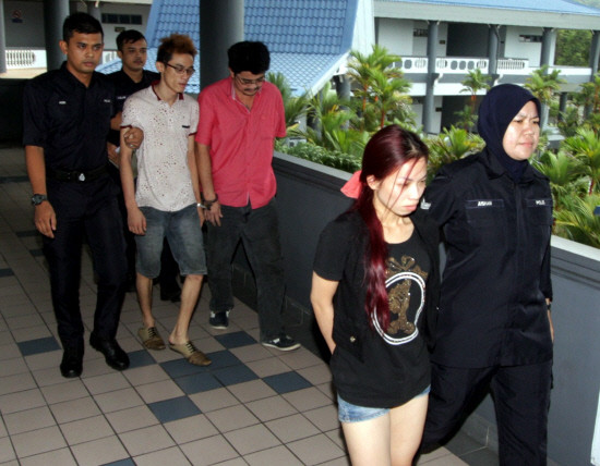 Một phụ nữ Việt cùng bạn trai thoát án tử hình tại Malaysia ảnh 1