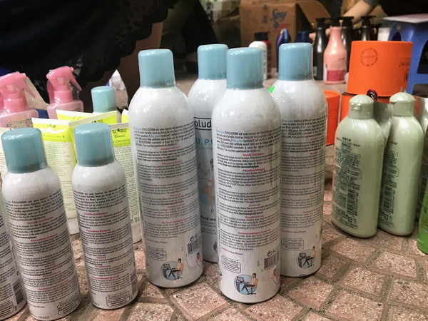 Hải Phòng phát hiện gần 2 tấn mỹ phẩm không rõ nguồn gốc ảnh 1