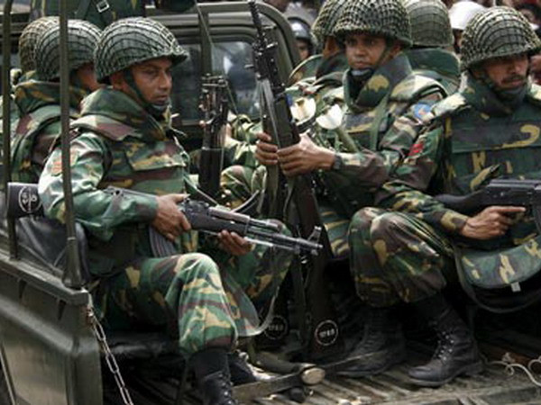 Quân đội Bangladesh bác âm mưu đảo chính chấm dứt khủng khoảng ảnh 1