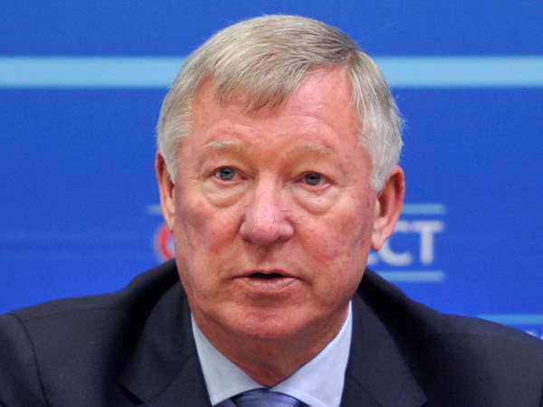 Sir Alex Ferguson phẫn nộ vì cách M.U sa thải Moyes ảnh 1