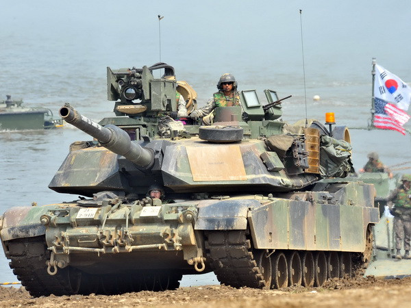 Mỹ quyết định triển khai vũ khí hạng nặng tại 6 nước Đông Âu ảnh 1