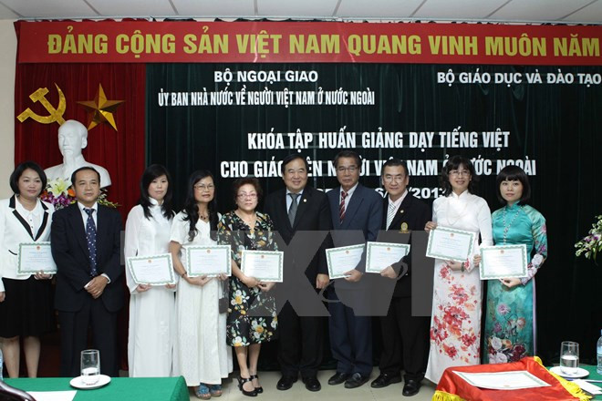 Gìn giữ tiếng mẹ đẻ trong cộng đồng người Việt ở nước ngoài ảnh 1