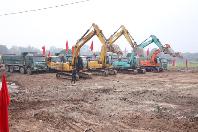 Thành phố Hà Nội khởi công xây dựng đường Tây Thăng Long ảnh 2