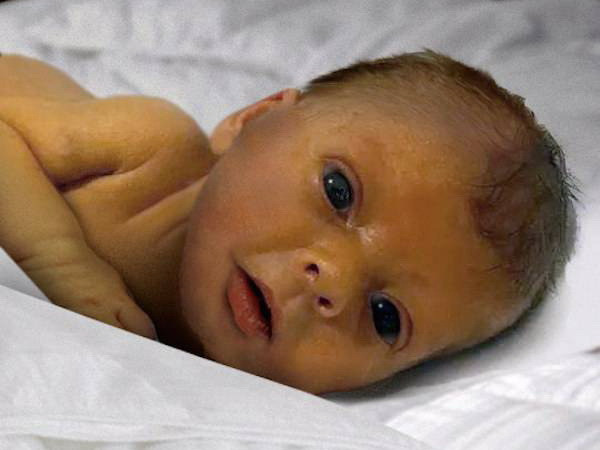 Người cha nhờ sửa ảnh bất ngờ trước sự đồng cảm của dân mạng ảnh 1