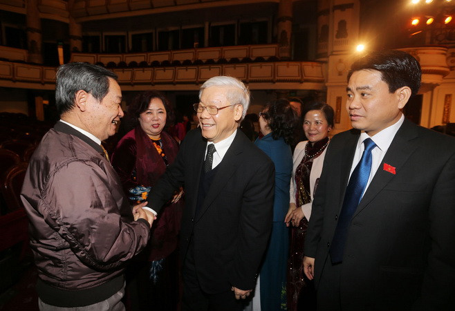 Gặp mặt đại biểu Quốc hội thành phố Hà Nội qua các thời kỳ ảnh 1