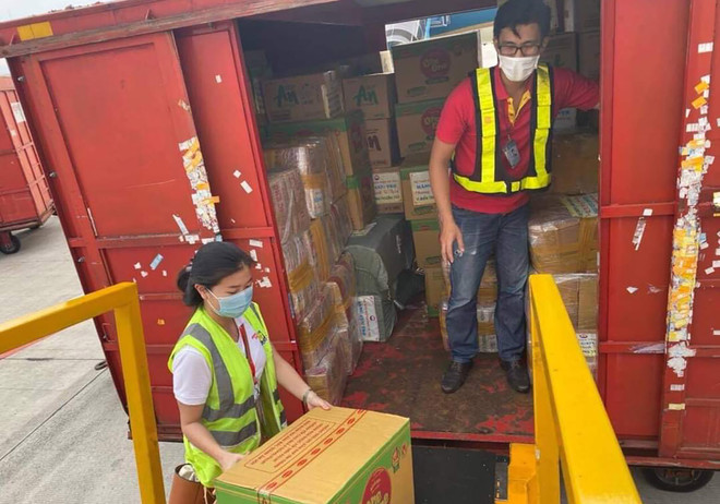 Hàng không căng mình góp sức cùng miền Trung vượt qua mưa lũ ảnh 1