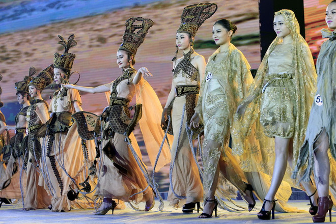 [Photo] Cuộc thi chung kết Hoa hậu Trung Quốc lần thứ 9 ảnh 1