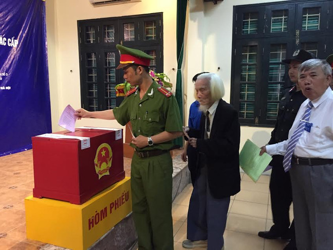 Bảo vệ an toàn tuyệt đối các mục tiêu Ngoại giao trong ngày bầu cử ảnh 1