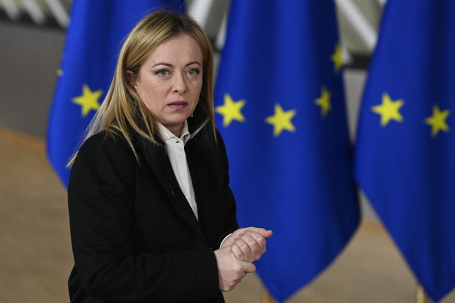 ECB tăng lãi suất làm gia tăng nguy cơ khủng hoảng nợ của Italy ảnh 2