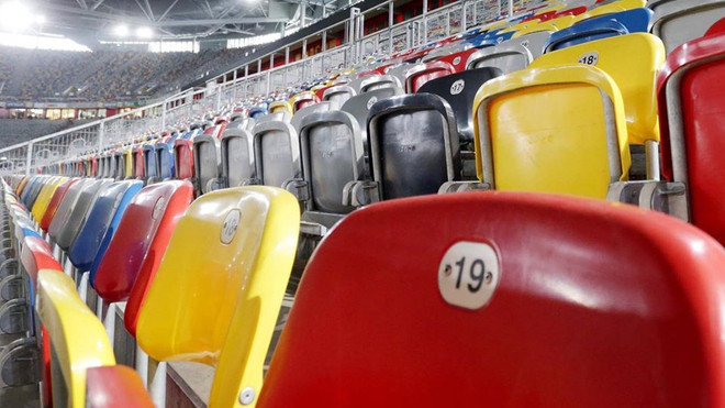 Lo ngại COVID-19, Bundesliga sẽ tạm dừng thi đấu hai tuần ảnh 1