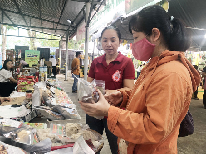 TP.HCM: Người tiêu dùng ưa chuộng nông đặc sản địa phương ảnh 2