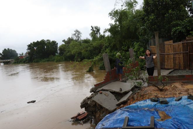 Hà Tĩnh: Bờ sông Ngàn Mọ sạt lở liên tiếp, người dân bất an ảnh 2