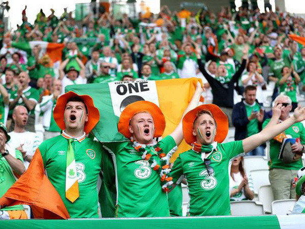 CH Ireland - Italy: Ba điểm lịch sử để viết tiếp giấc mơ ảnh 1