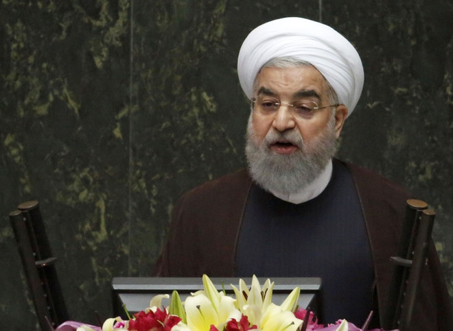 Tổng thống Iran Hassan Rouhani tuyên bố tiếp tục chế tạo tên lửa ảnh 1