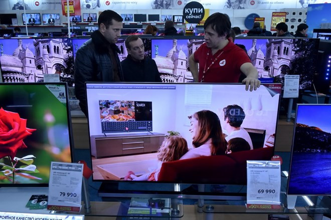 EBRD: Kinh tế Nga có thể giảm 4,8% trong năm 2015 ảnh 1