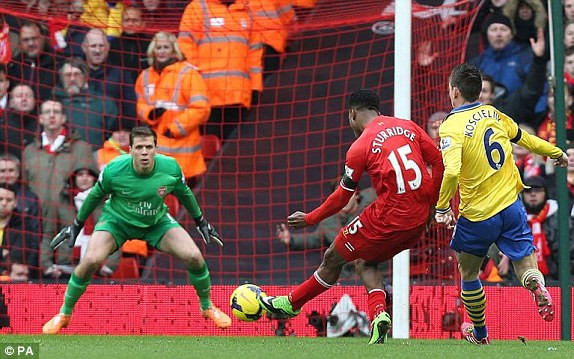 Chùm ảnh thất bại tủi nhục 1-5 của Arsenal trước Liverpool ảnh 6