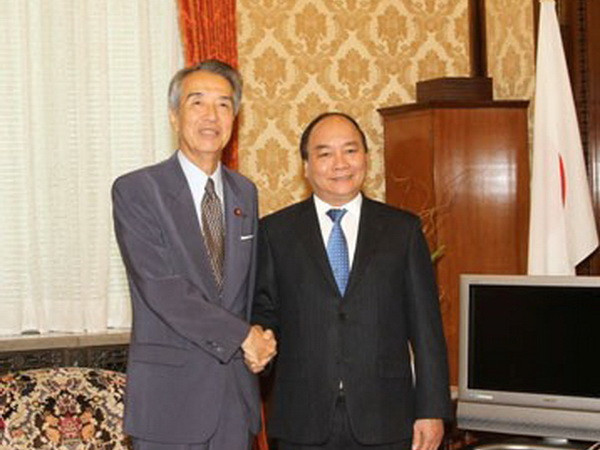 Phó Thủ tướng Nguyễn Xuân Phúc hội kiến lãnh đạo Quốc hội Nhật Bản ảnh 1