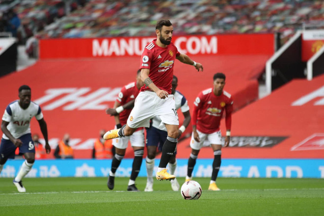 M.U thảm bại 1-6 trước Tottenham ngay tại thánh địa Old Trafford ảnh 1