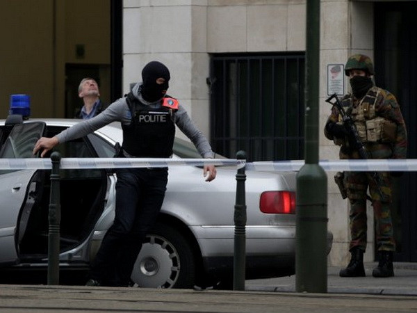 Tấn công ở Brussels: Thêm 3 nghi can bị cáo buộc tham gia khủng bố ảnh 1